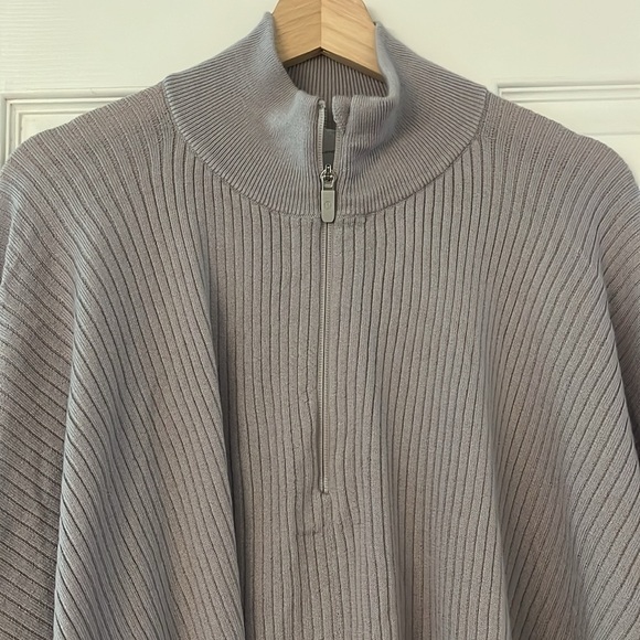 Lululemon On The Go Poncho in Chrome / Dusky Lavender - one size - Picture 11 of 11